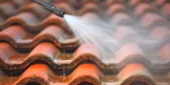 Démoussage de toiture à Aulnoy-lez-Valenciennes